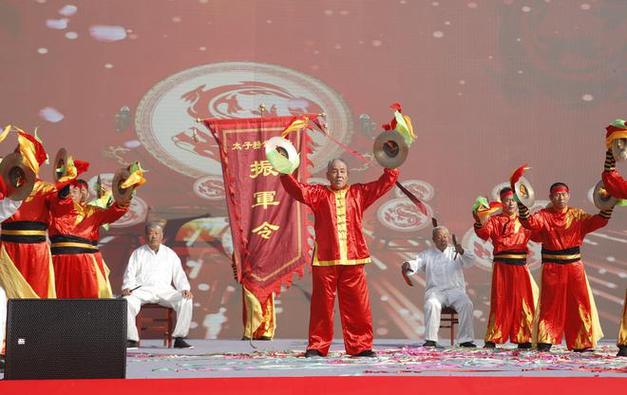 中国民间文化艺术之乡示范交流展示活动在河北省沧州市吴桥县举办